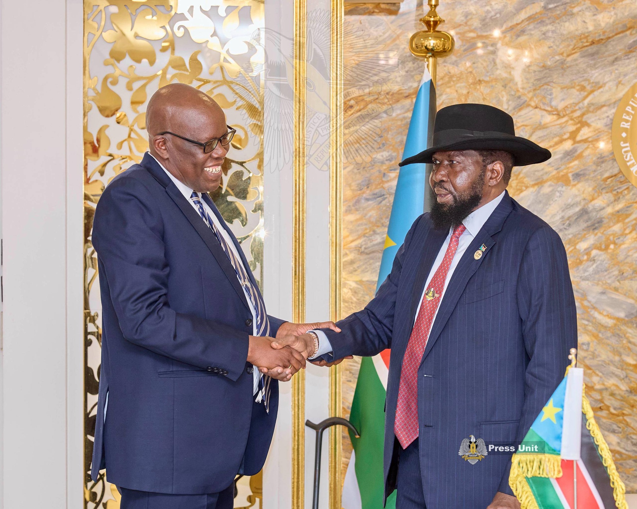 The Minister of General Education and Instruction, Dr. Kuyok Abol Kuyok, together with examinations officials have on Monday, presented the 2025 South