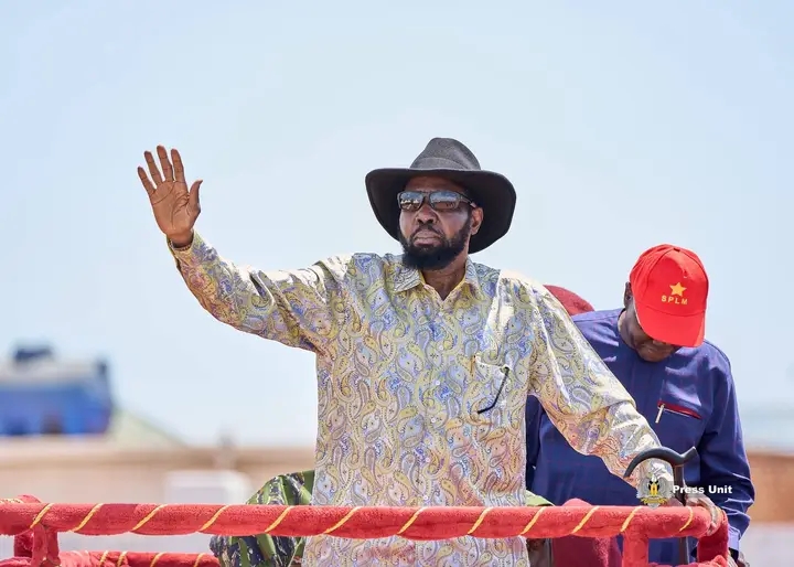 President kiir addressed thousands at Kuajok freedom square