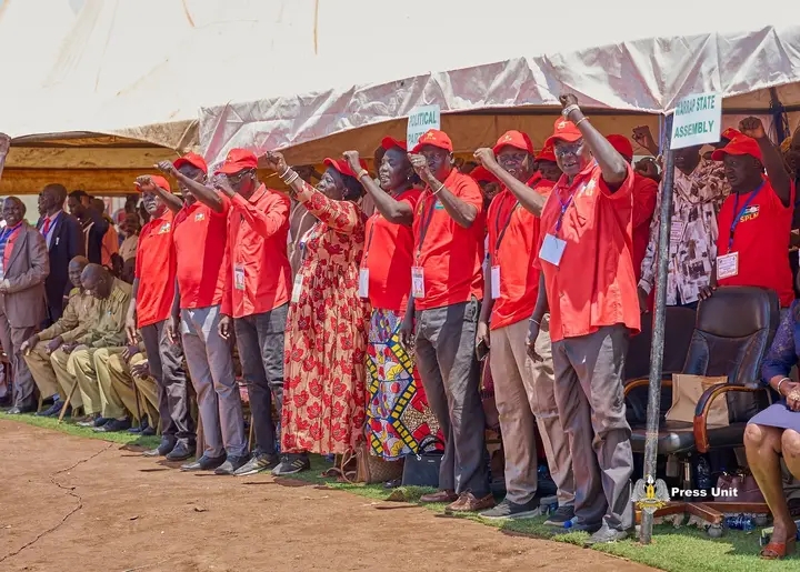 President kiir addressed thousands at Kuajok freedom square