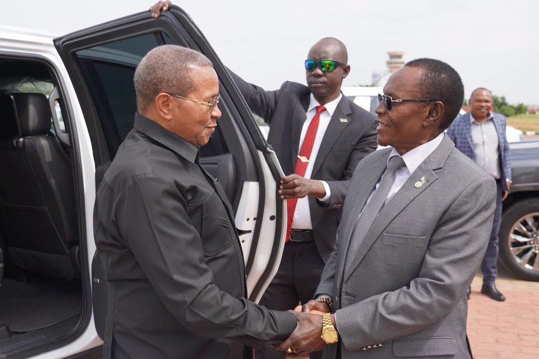 This morning, the Honourable Ambassador Dr. James Pitia Morgan, Minister of Foreign Affairs and International Cooperation, bid farewell to H.E. Jakaya
