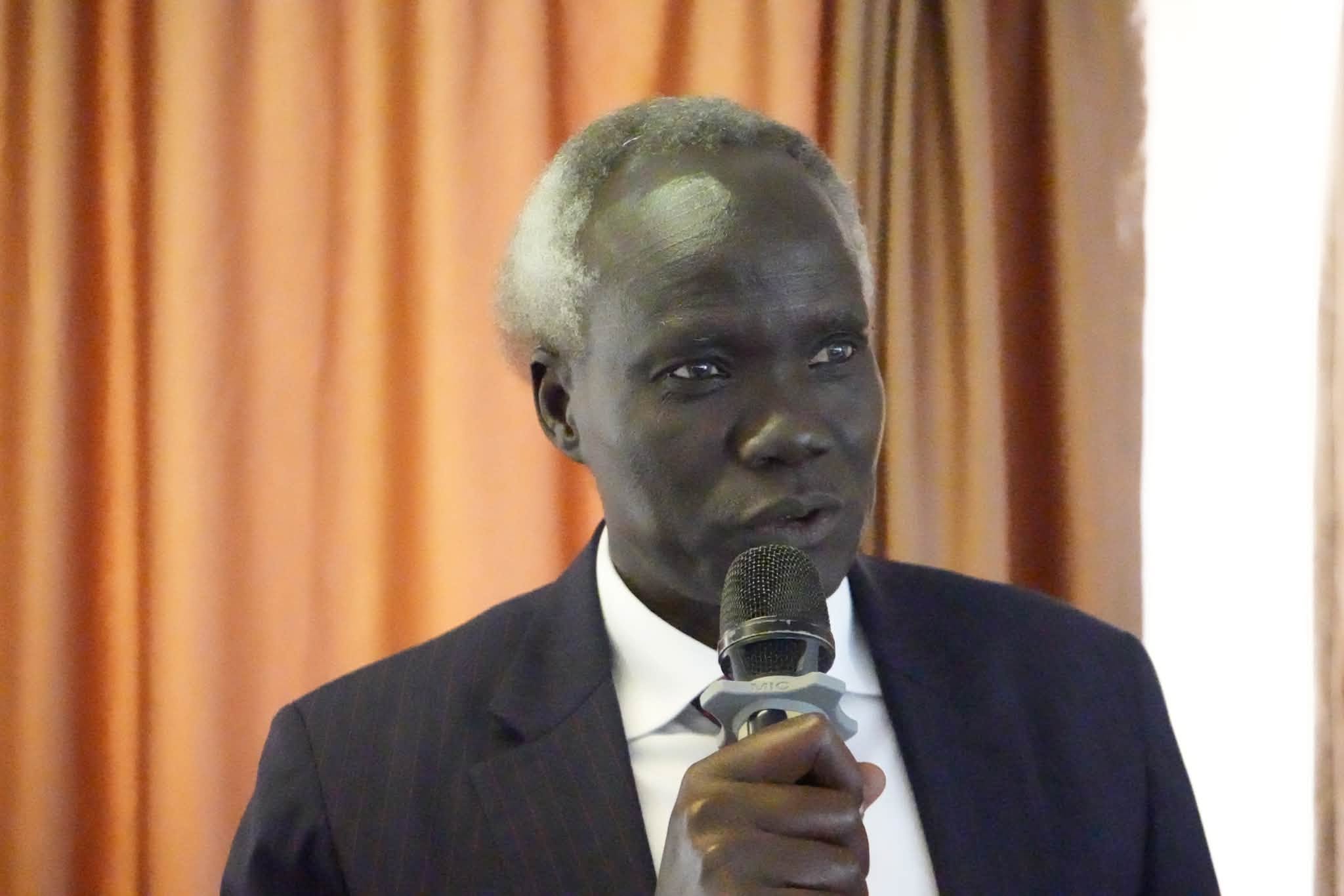 ICT Minister and Official Government Spokesman, Ateny Wek Ateny and his accompanying team meeting leaders of South Sudanese Communities in Nakuru